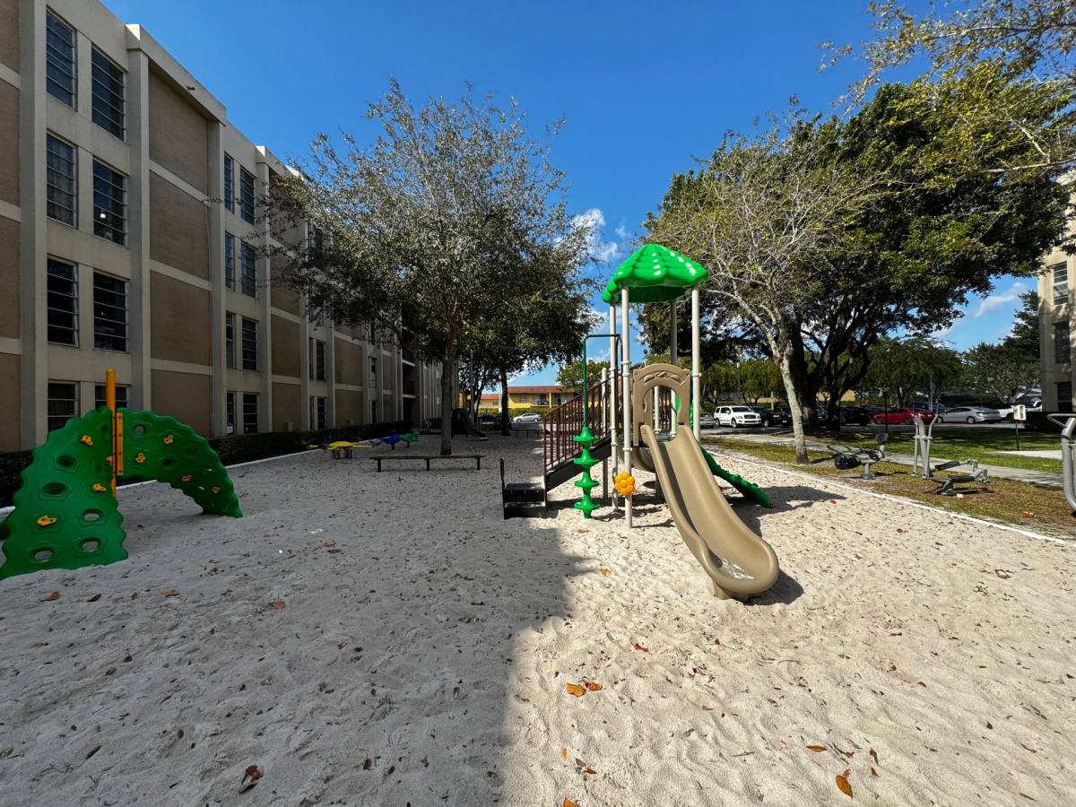 Apartment for rent at 10255 SW 24th St, Miami, FL 33165
