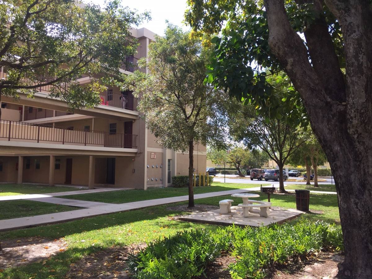 Apartment for rent at 10255 SW 24th St, Miami, FL 33165