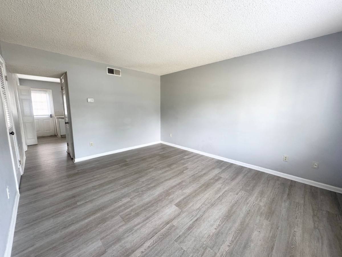 Townhouse for rent at 608 W Church St, Elizabeth City, NC 27909