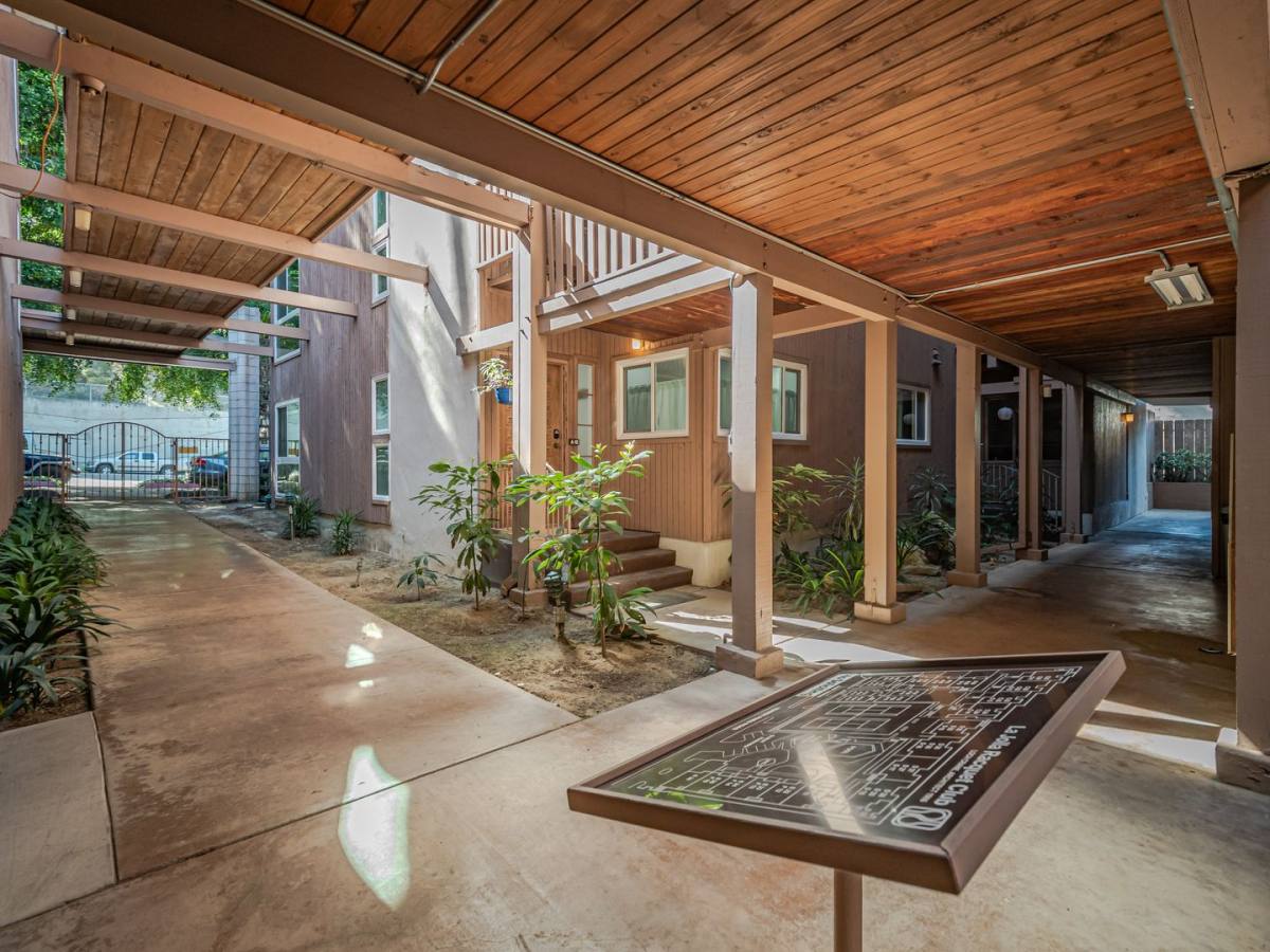 House for rent at 2600 Torrey Pines Rd, La Jolla, CA 92037