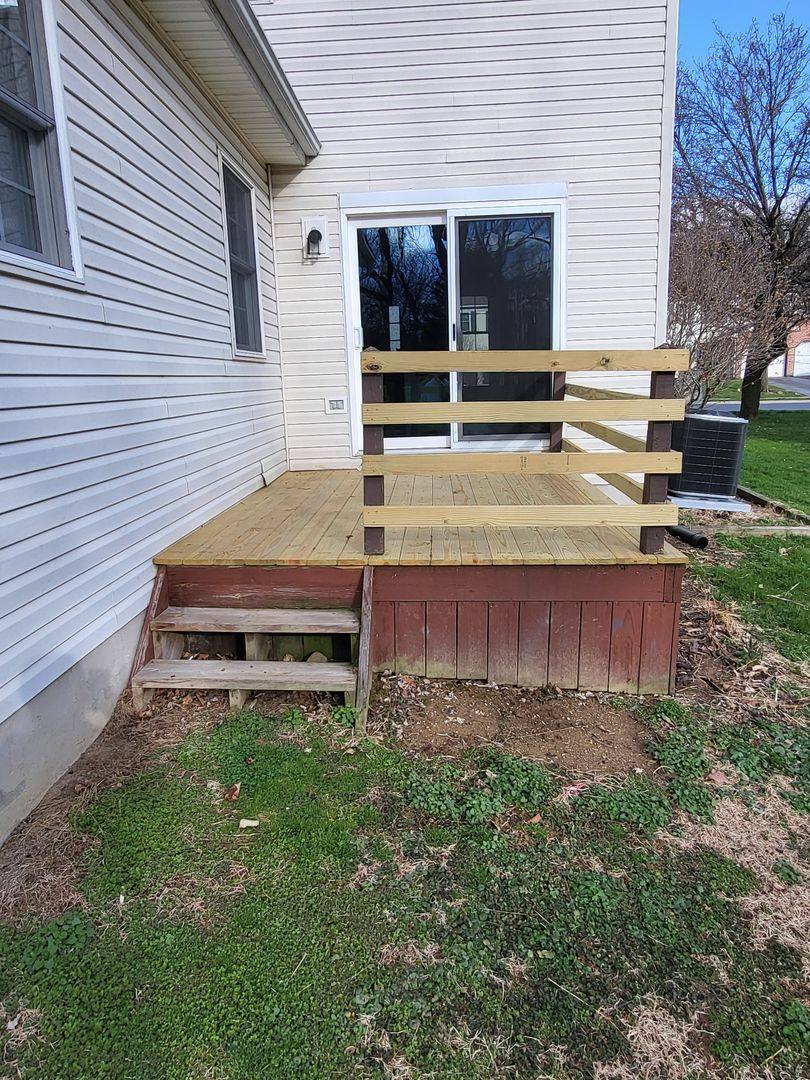House for rent at 446 Crosswinds Dr, Lititz, PA 17543