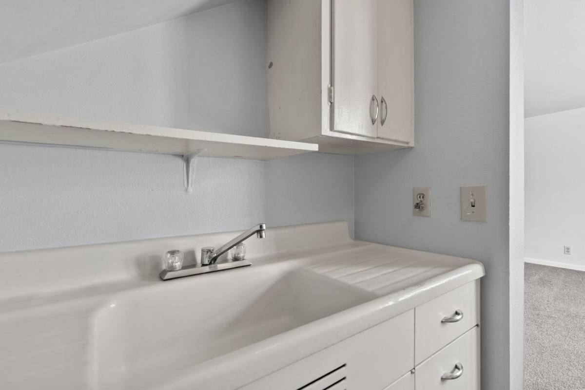 Apartment for rent at 1117 W 5th Ave, Spokane, WA 99204