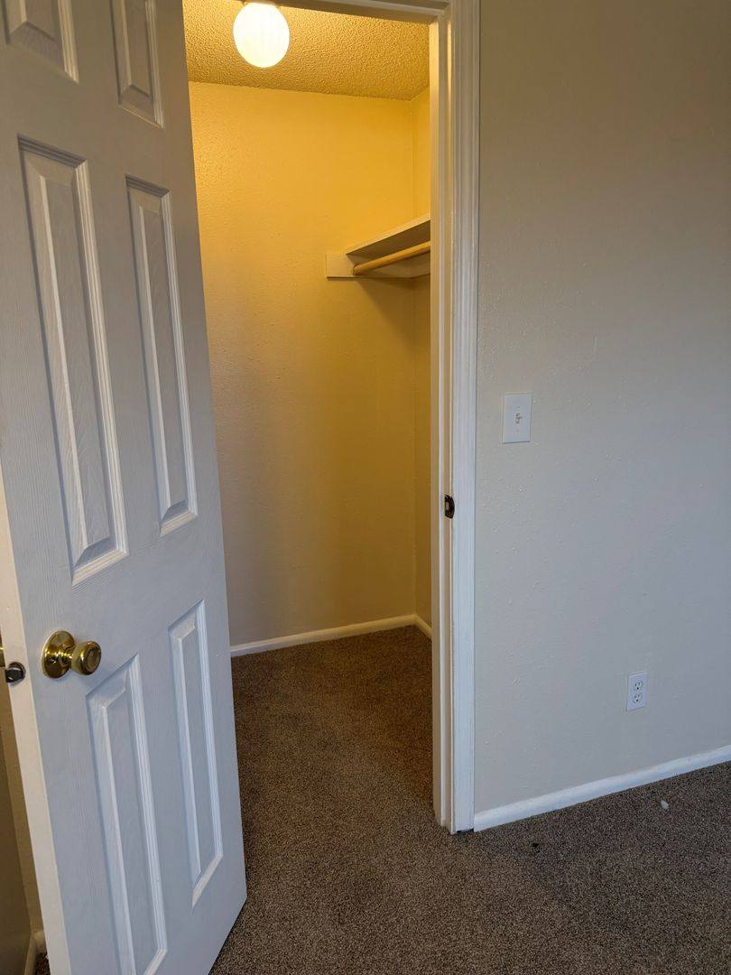Apartment for rent at 2799 Wallace Rd NW, Salem, OR 97304