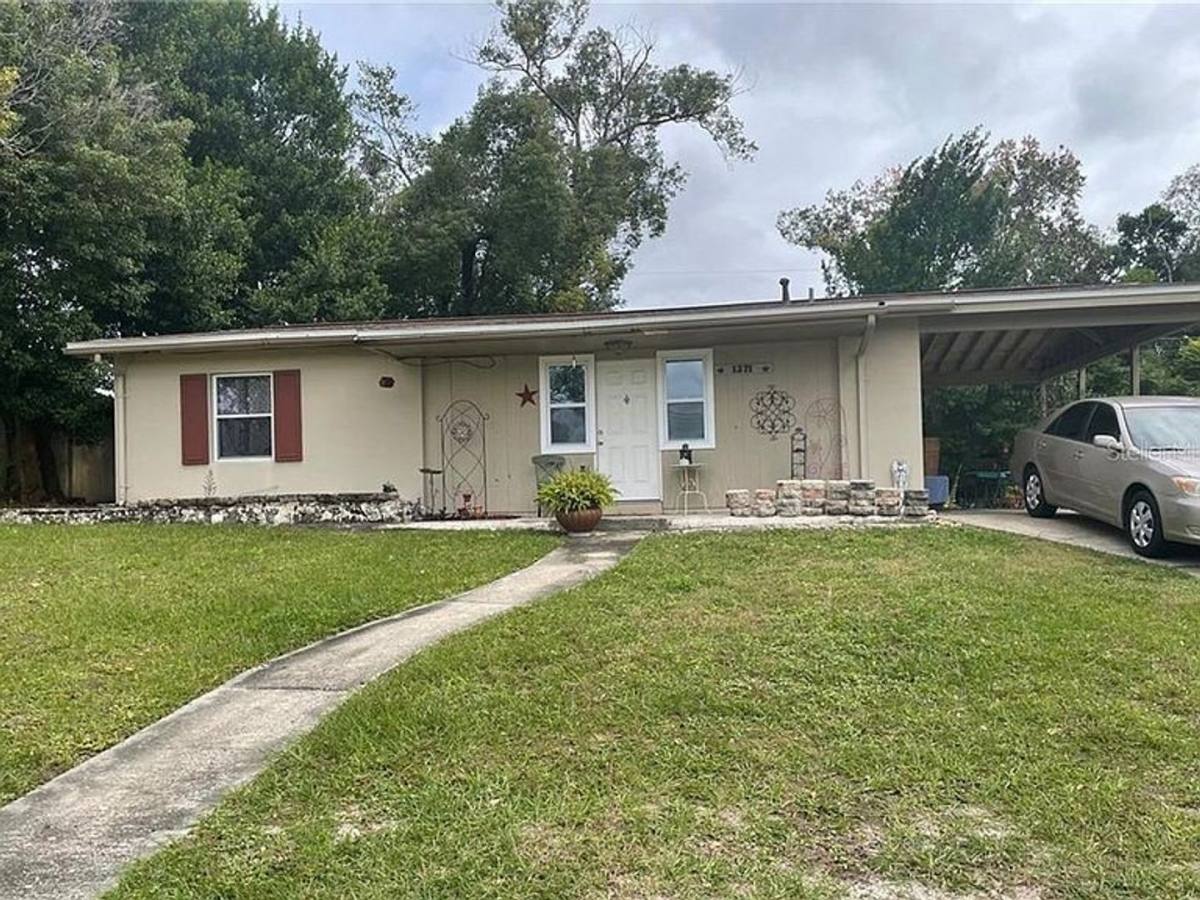 House for rent at 1371 N Normandy Blvd, Deltona, FL 32725