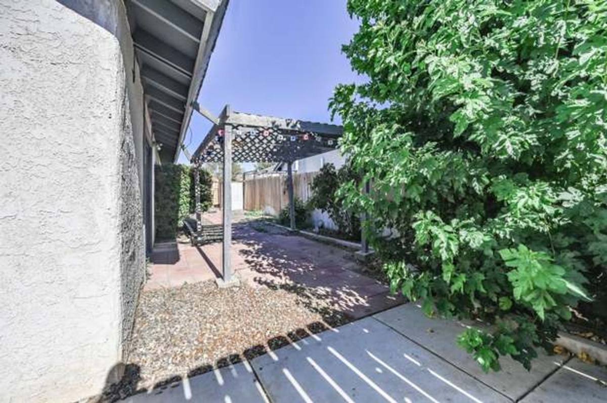 House for rent at 1215 Beasly St, Ridgecrest, CA 93555