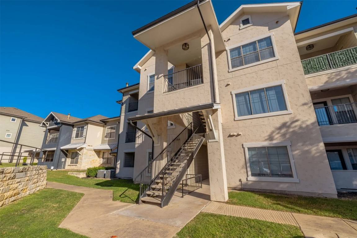 Apartment for rent at 420 W Slaughter Lane #131339, Austin, TX 78748