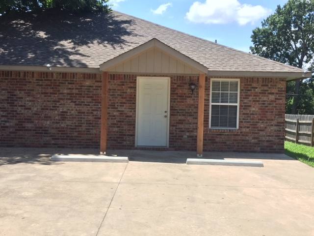 Apartment for rent at 415 Goingsnake, Tahlequah, OK 74464