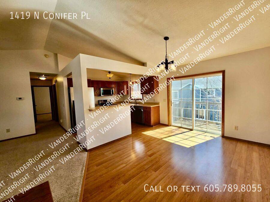 Condo for rent at 1419 N Conifer Place, Sioux Falls, SD 57107