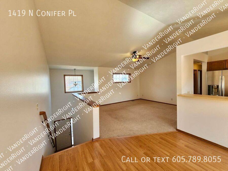 Condo for rent at 1419 N Conifer Place, Sioux Falls, SD 57107
