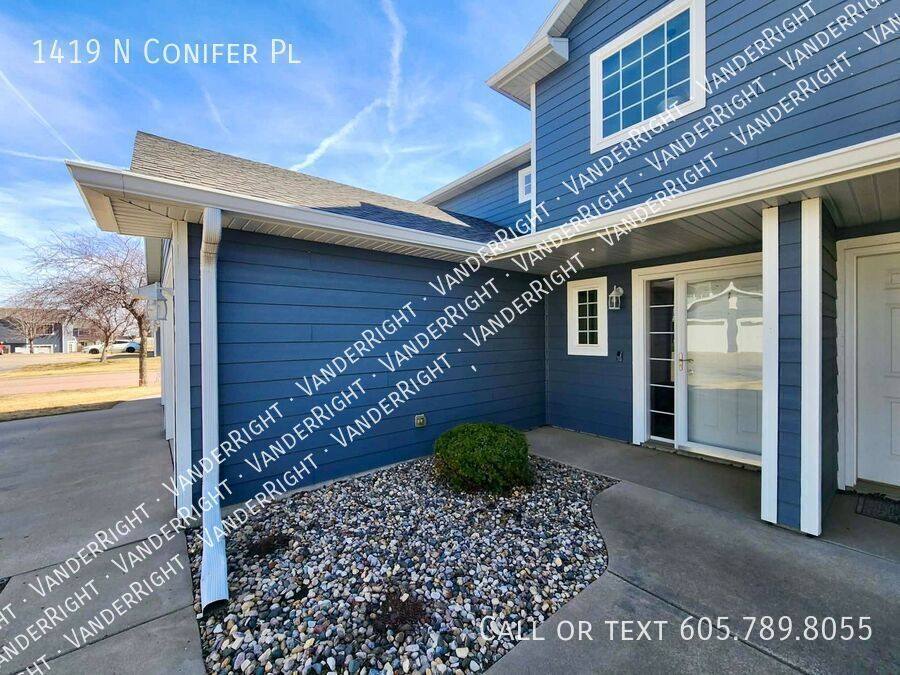 Condo for rent at 1419 N Conifer Place, Sioux Falls, SD 57107
