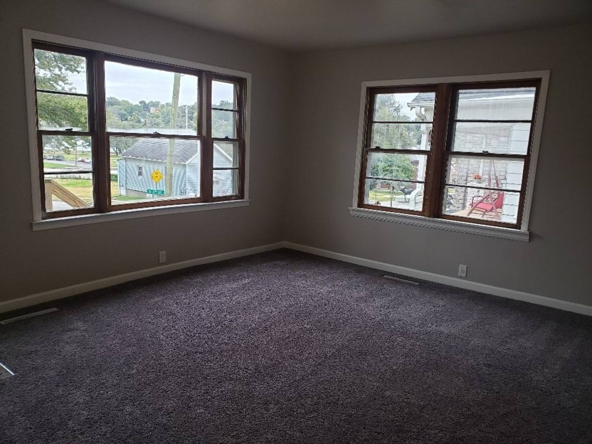 Apartment for rent at 1416-1418 N 3rd, Saint Joseph, MO 64505