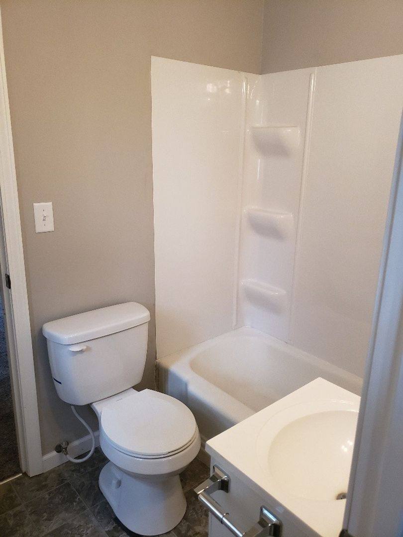 Apartment for rent at 1416-1418 N 3rd, Saint Joseph, MO 64505