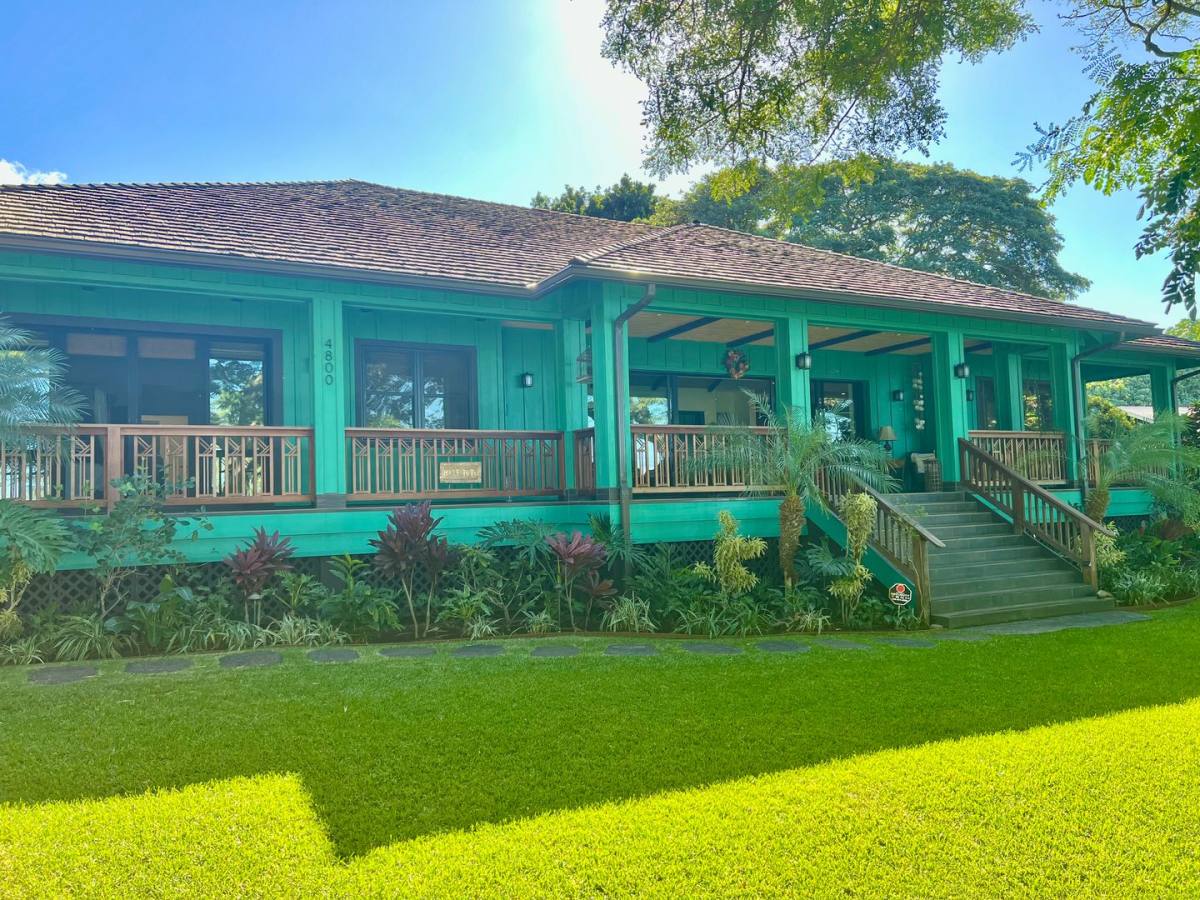 House for rent at 4800 Lower Honoapiilani Rd, Lahaina, HI 96761