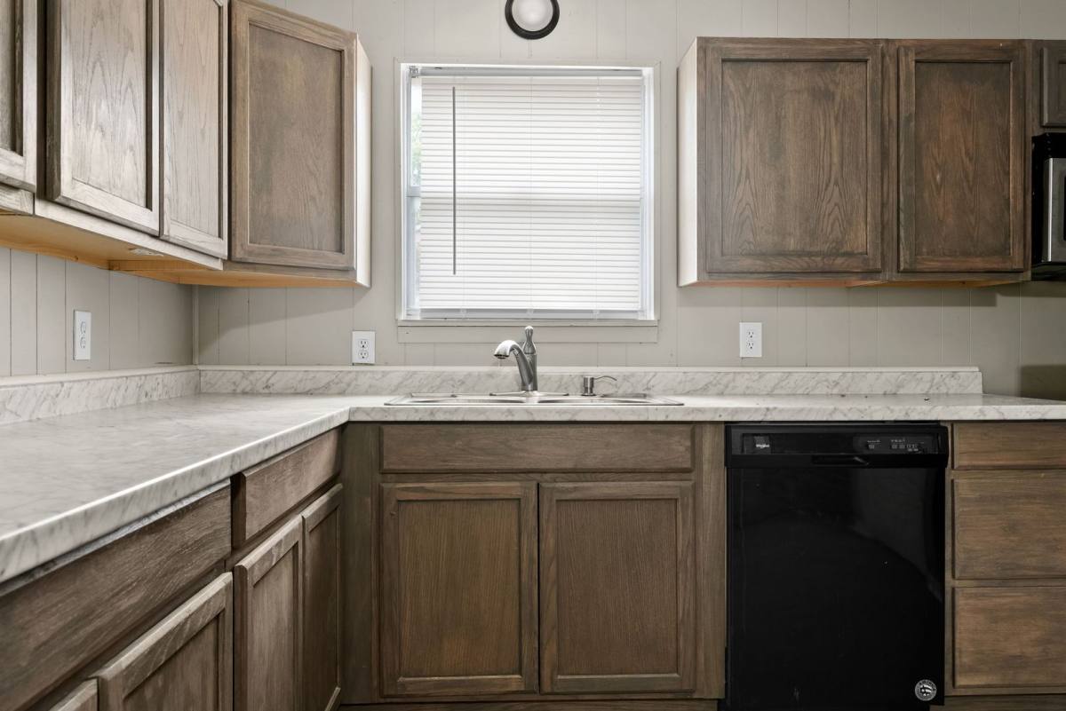 House for rent at 110 N Dr, Copperas Cove, TX 76522