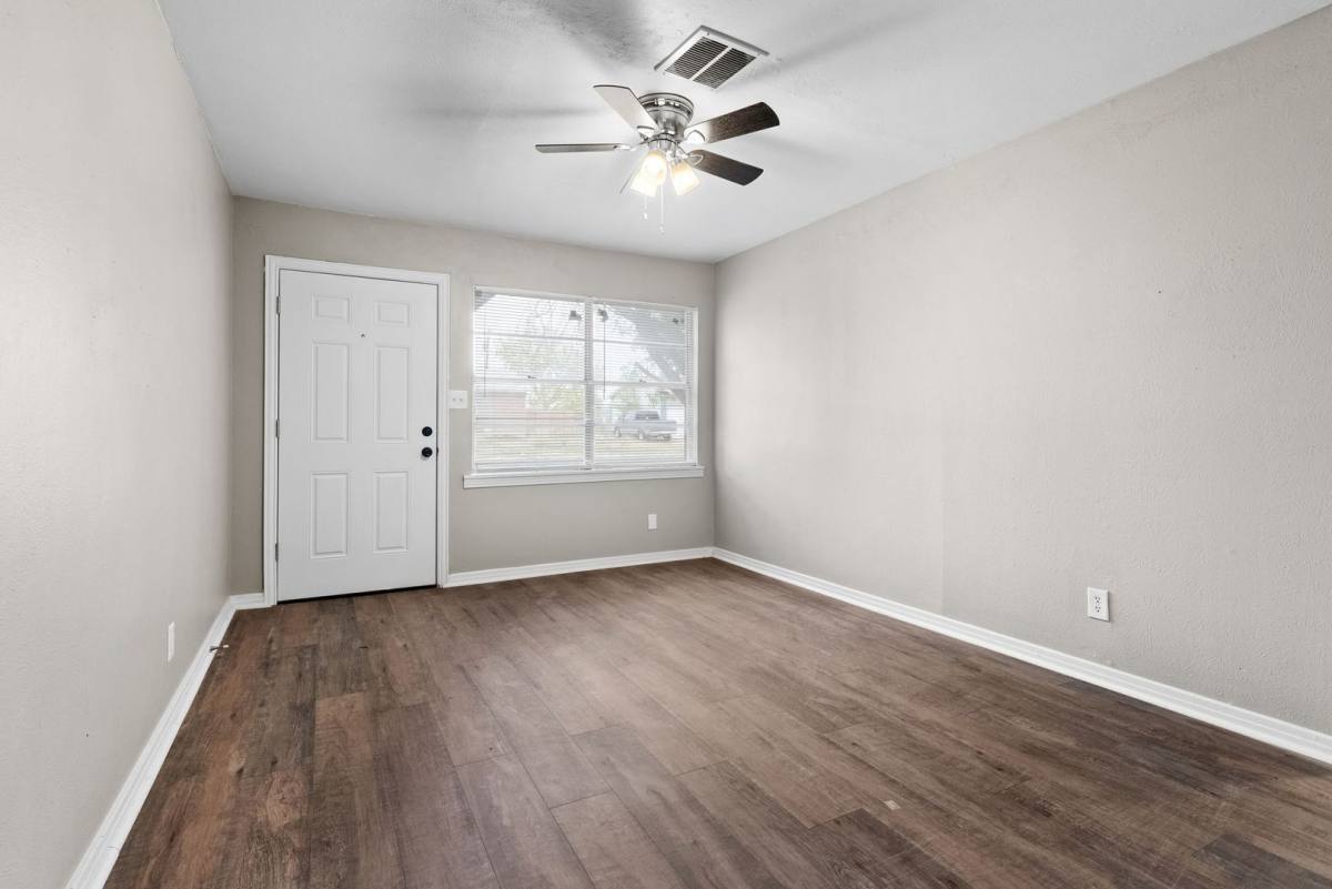 House for rent at 110 N Dr, Copperas Cove, TX 76522