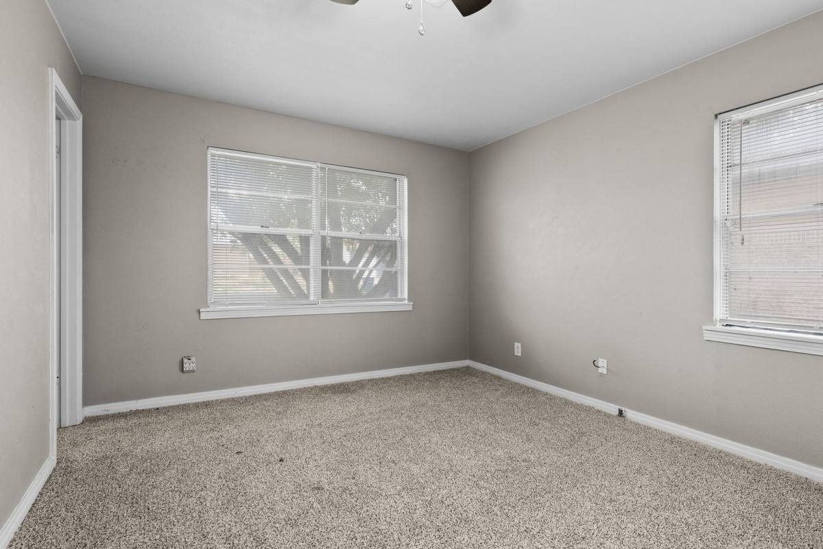 House for rent at 110 N Dr, Copperas Cove, TX 76522