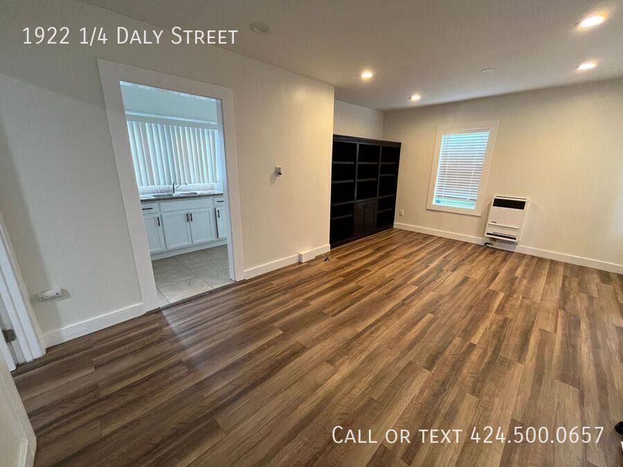 Apartment for rent at 1922 1 4 Daly St, Los Angeles, CA 90031