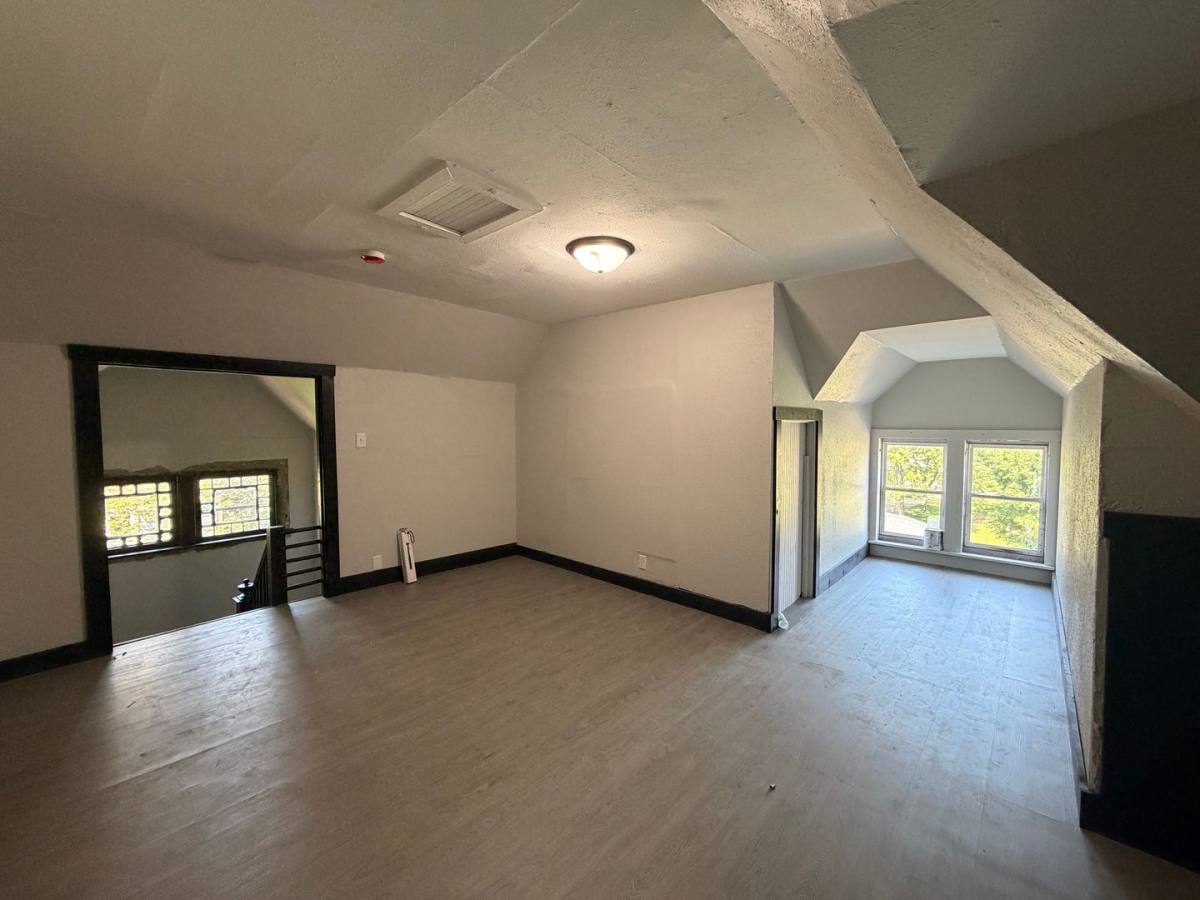 Apartment for rent at 317 Earl St, Eau Claire, WI 54701