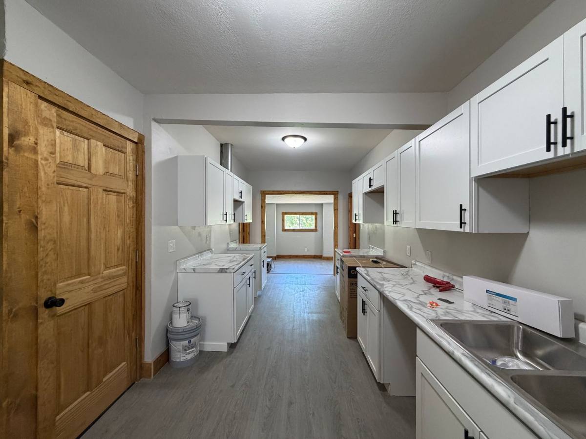 Apartment for rent at 317 Earl St, Eau Claire, WI 54701
