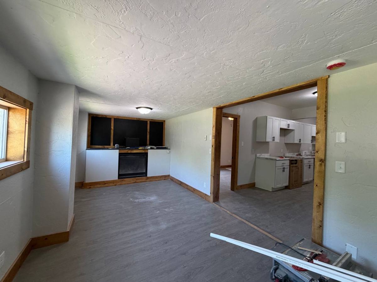 Apartment for rent at 317 Earl St, Eau Claire, WI 54701