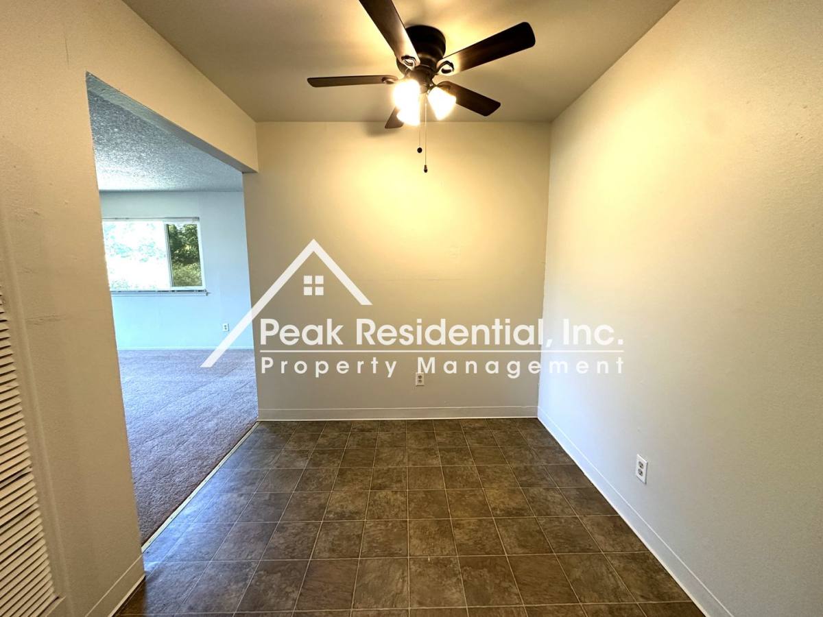 Apartment for rent at 4548 Ashcroft Ave, Sacramento, CA 95841
