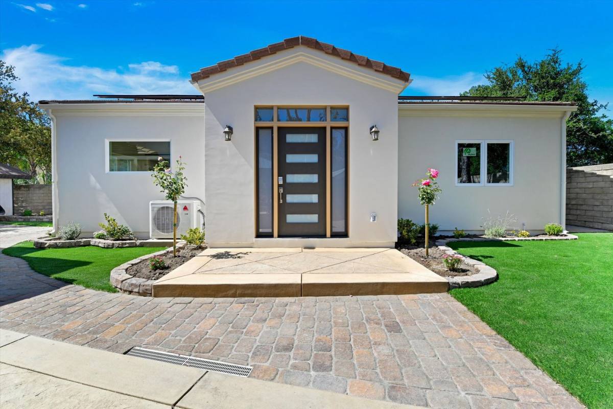 House for rent at 4956A Vejar Dr, Agoura Hills, CA 91301