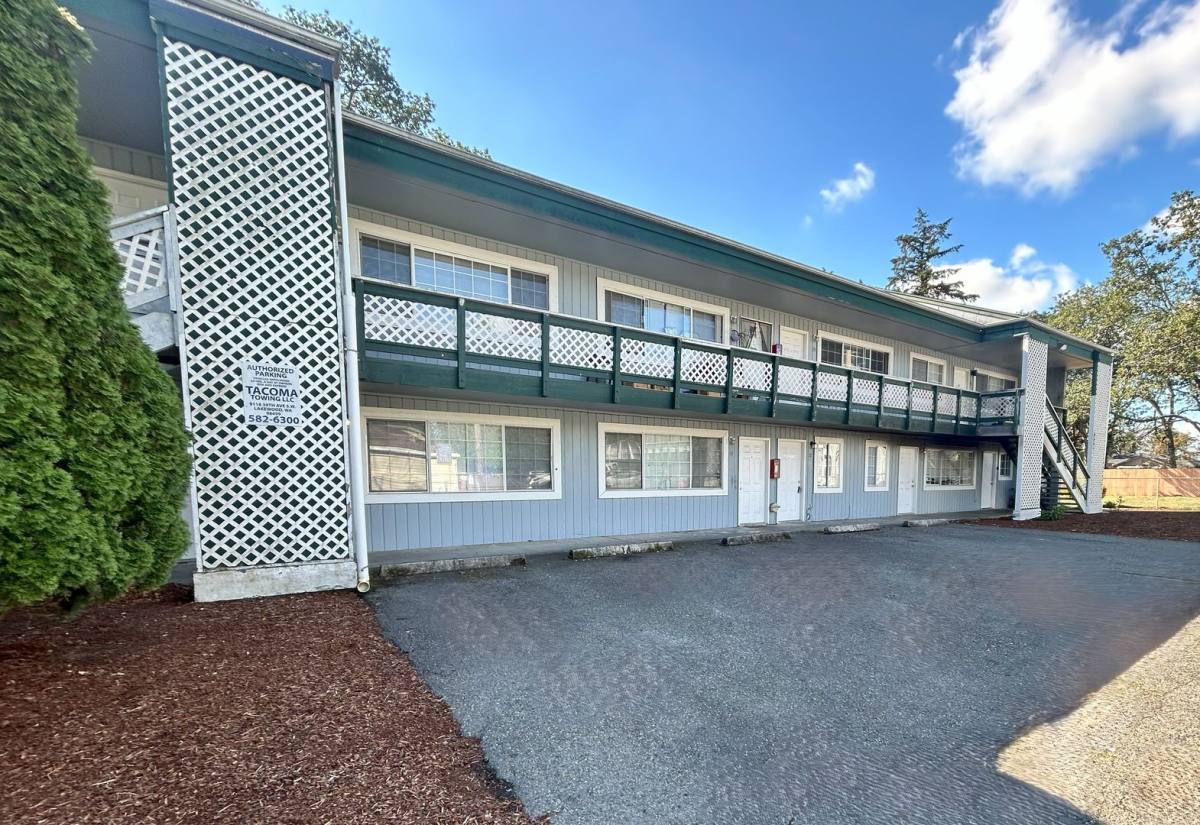 Apartment for rent at 15308 Washington Ave SW, Lakewood, WA 98498