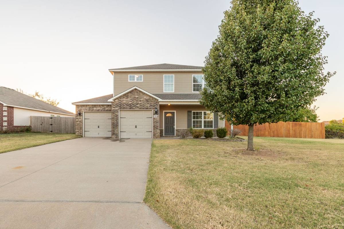 House for rent at 9360 S 256th E Ave, Broken Arrow, OK 74014