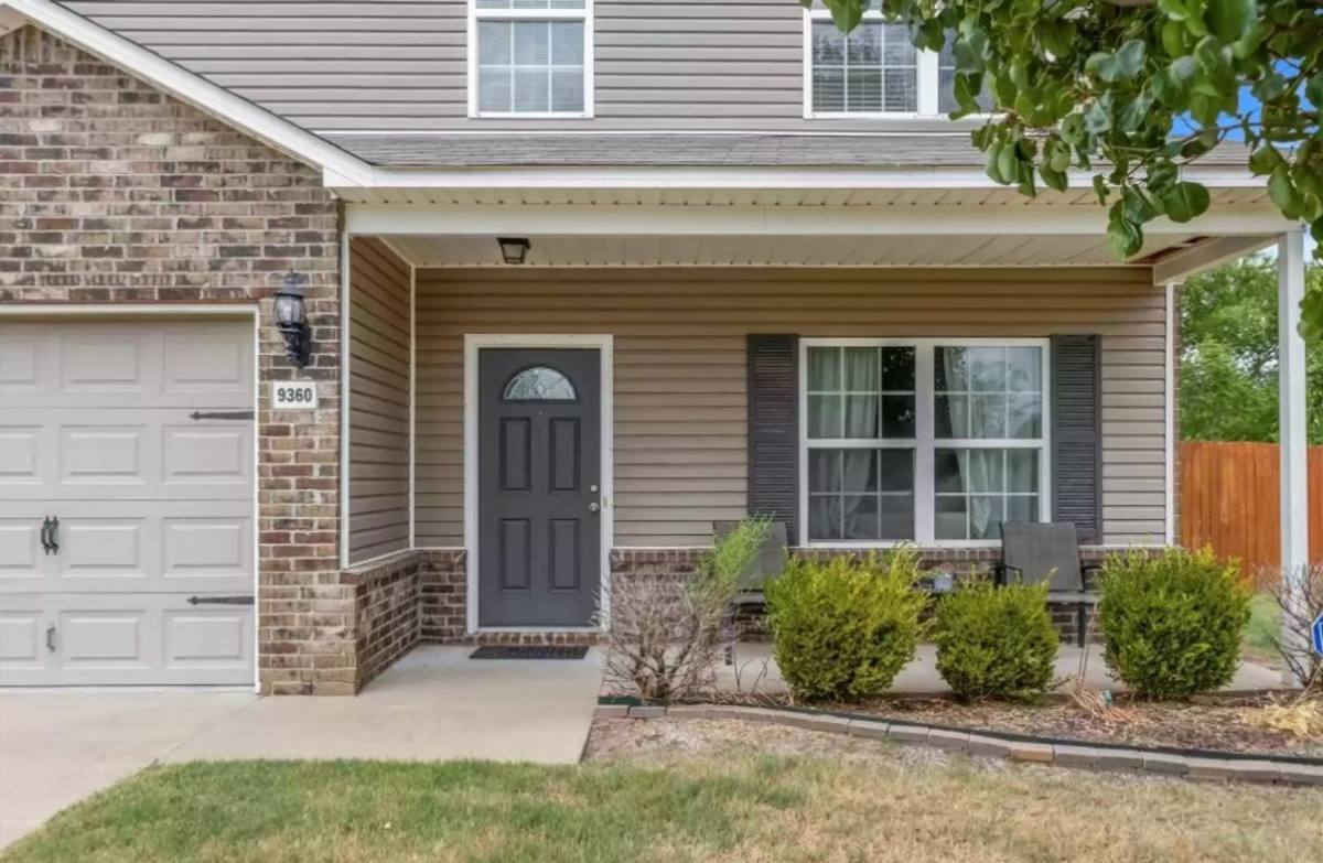 House for rent at 9360 S 256th E Ave, Broken Arrow, OK 74014