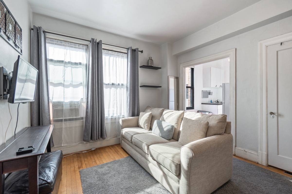 Apartment for rent at 1101 L St NW #308, Washington, DC 20005
