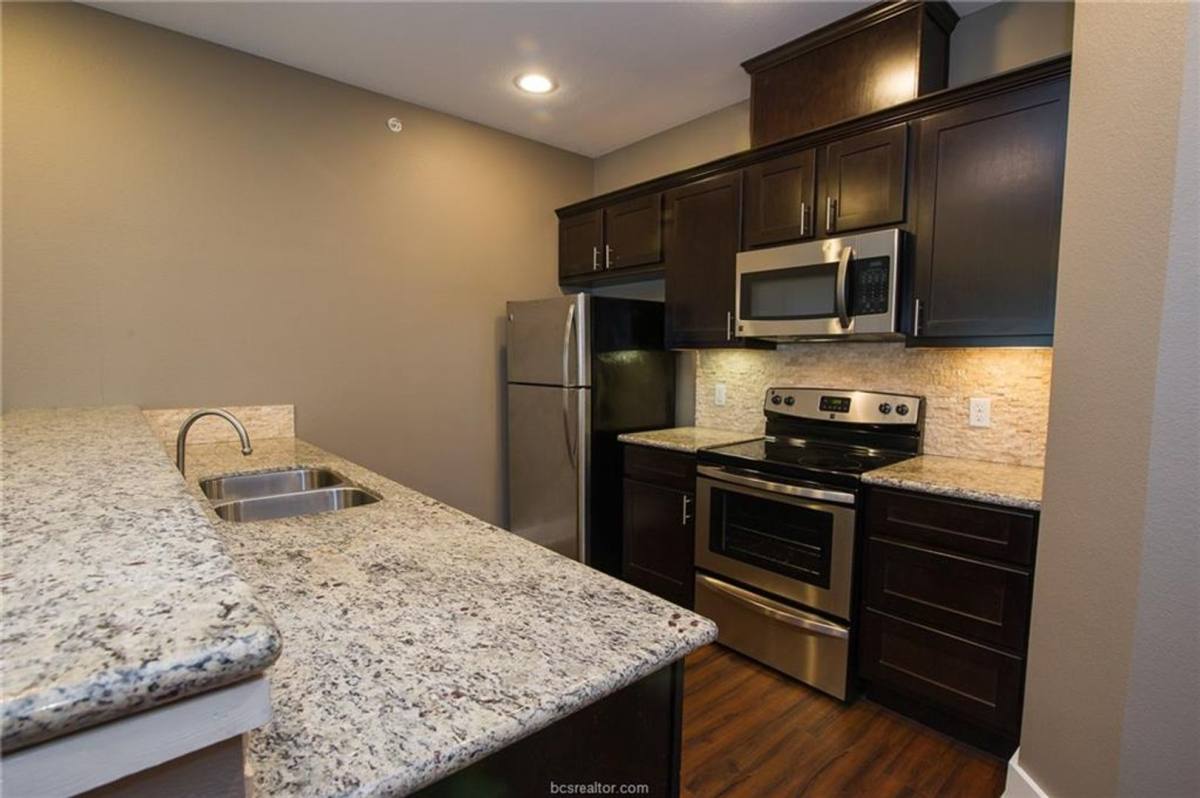 Apartment for rent at 403 College Main, College Station, TX 77840