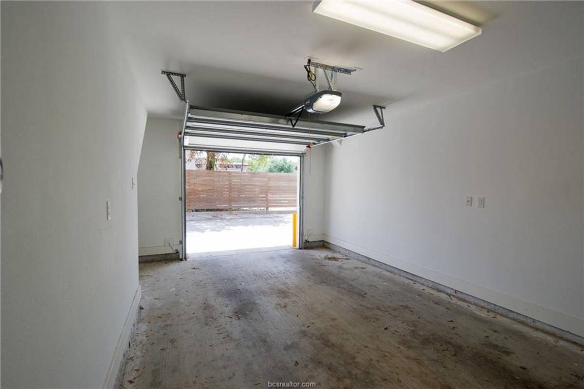 Apartment for rent at 403 College Main, College Station, TX 77840