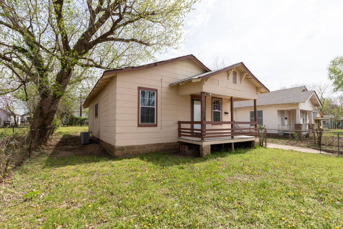 House for rent at 1607 N Lewis Place, Tulsa, OK 74110