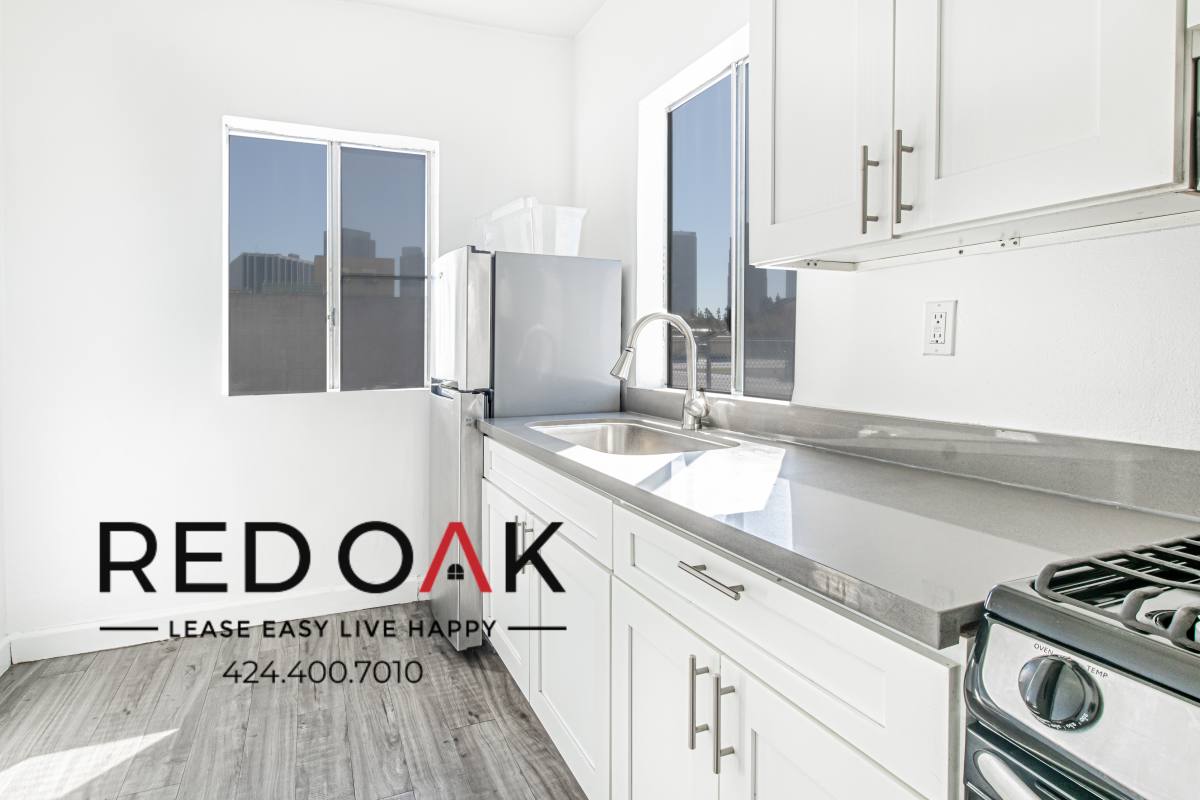 Condo for rent at 1454 W 3rd St #203, Los Angeles, CA 90017
