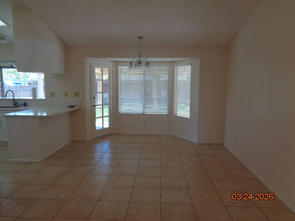 House for rent at 39709 Larkspur Dr, Palmdale, CA 93551