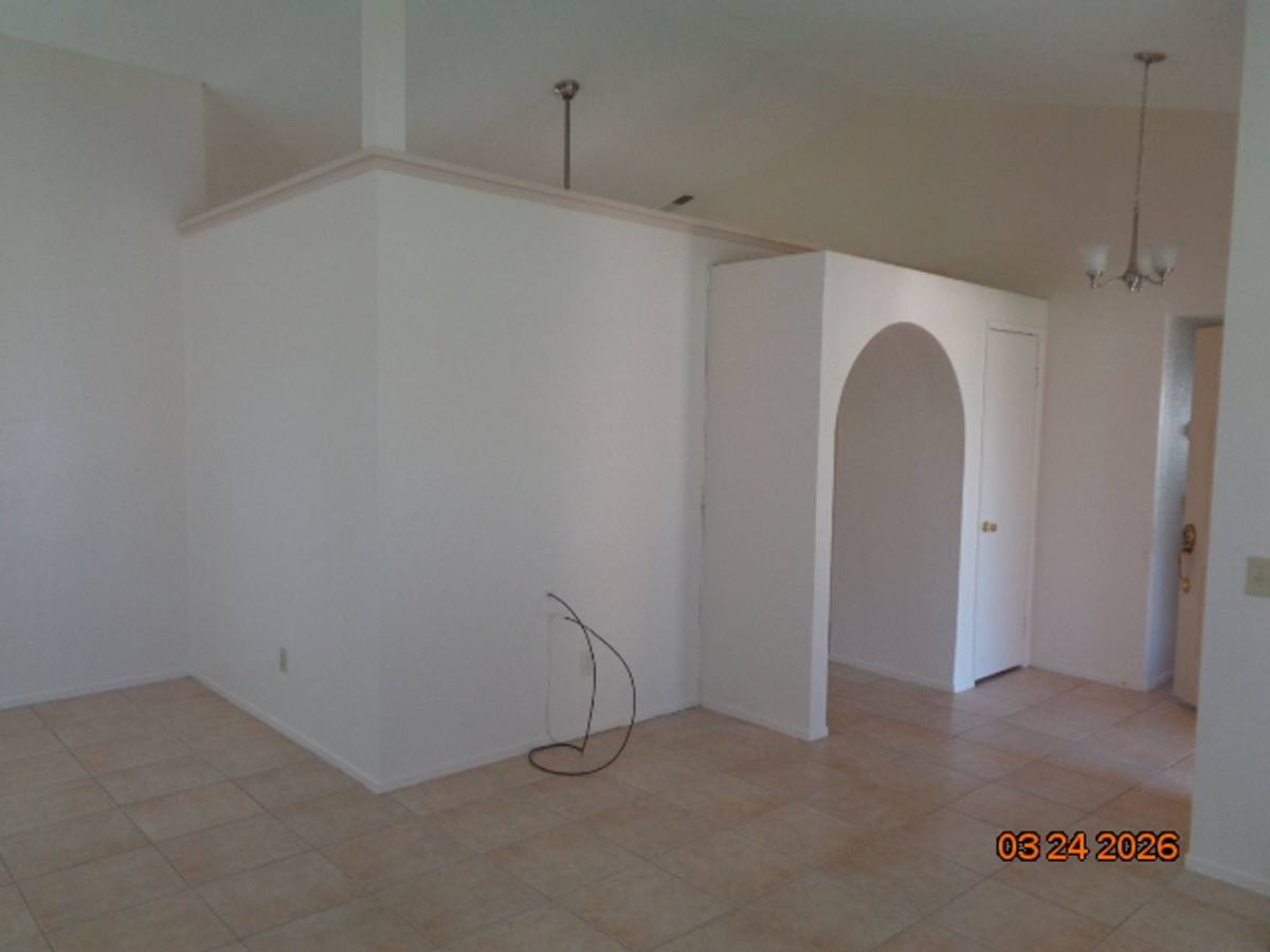 House for rent at 39709 Larkspur Dr, Palmdale, CA 93551