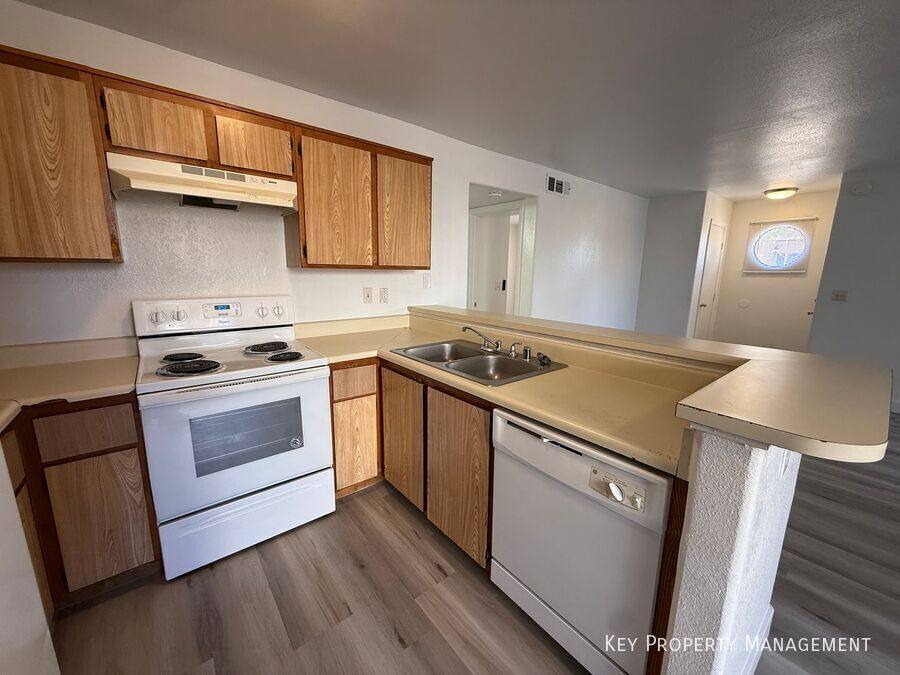 Condo for rent at 2980 Juniper Hills Blvd #103, Las Vegas, NV 89142