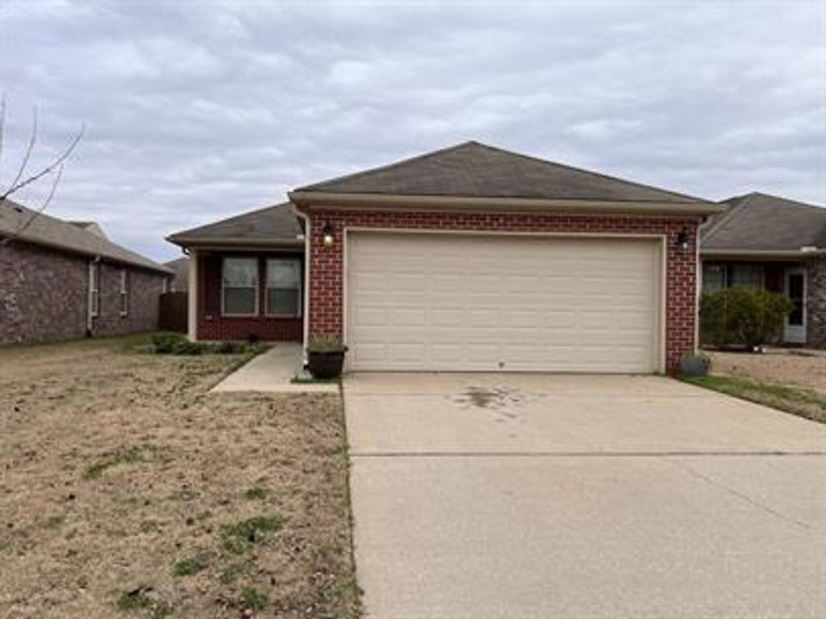 House for rent at 133 Pitts Griffin Dr, Madison, AL 35756