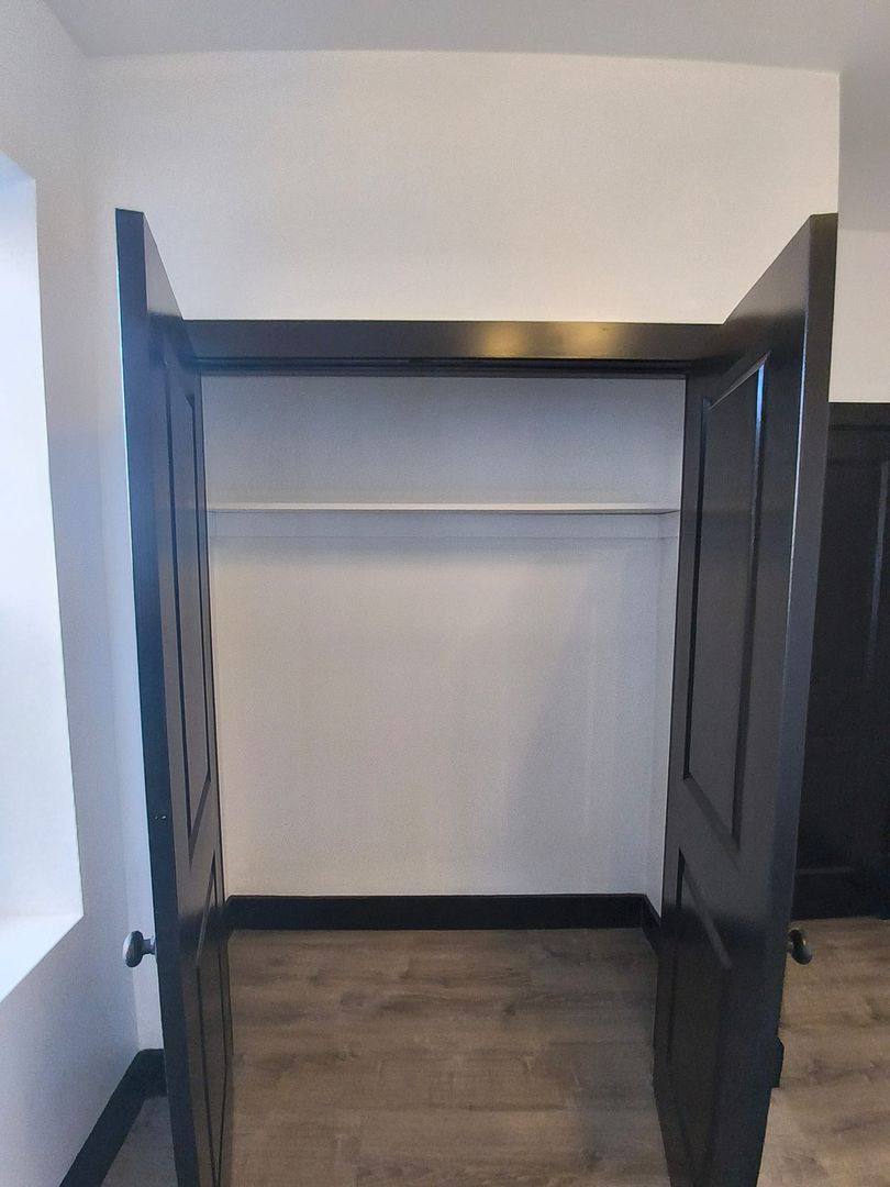 Apartment for rent at 11 Thomas St, Newark, NJ 07114