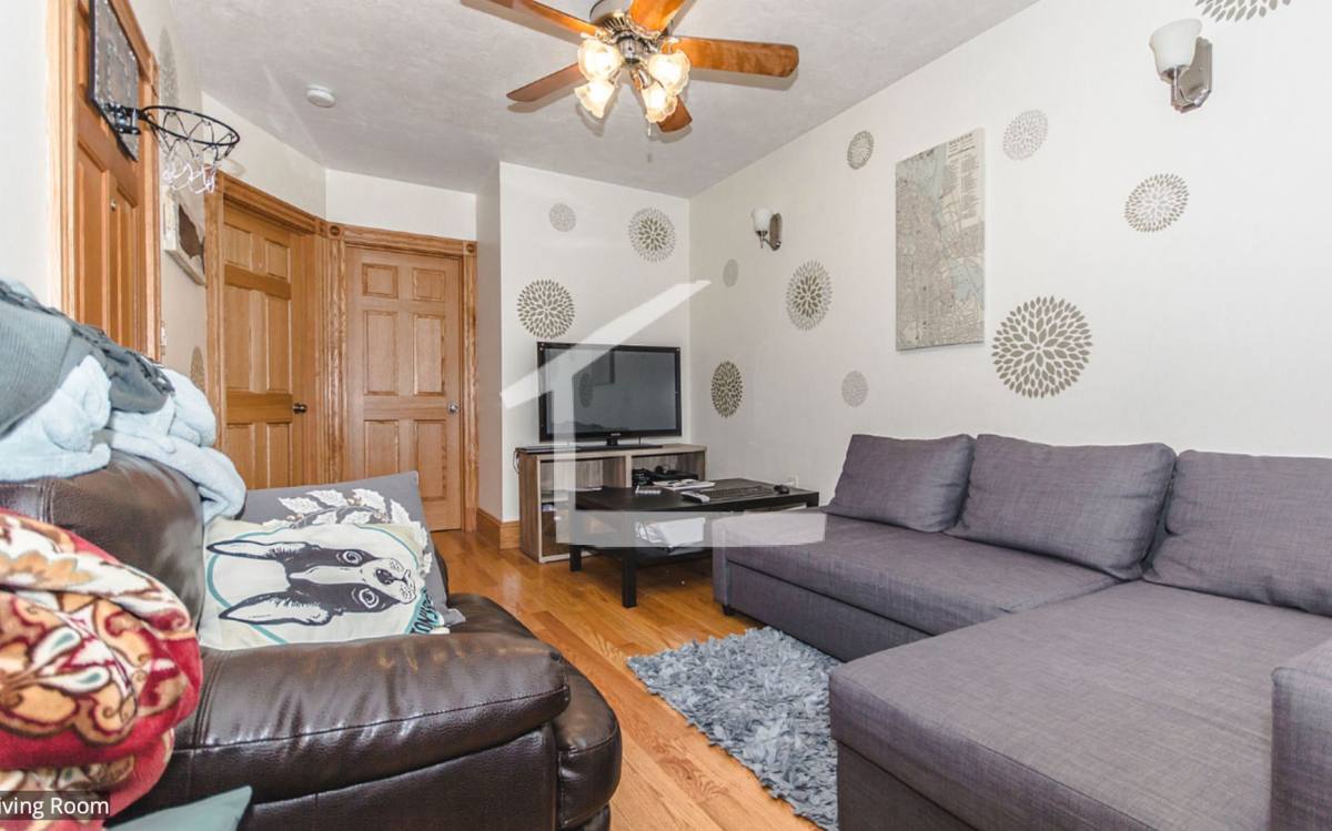 Apartment for rent at 5 Phillips #3, Boston, MA 02114