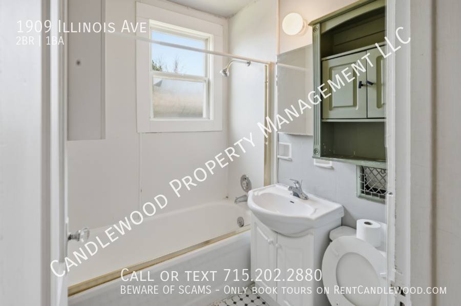 Apartment for rent at 1909 Illinois Ave, Stevens Point, WI 54481