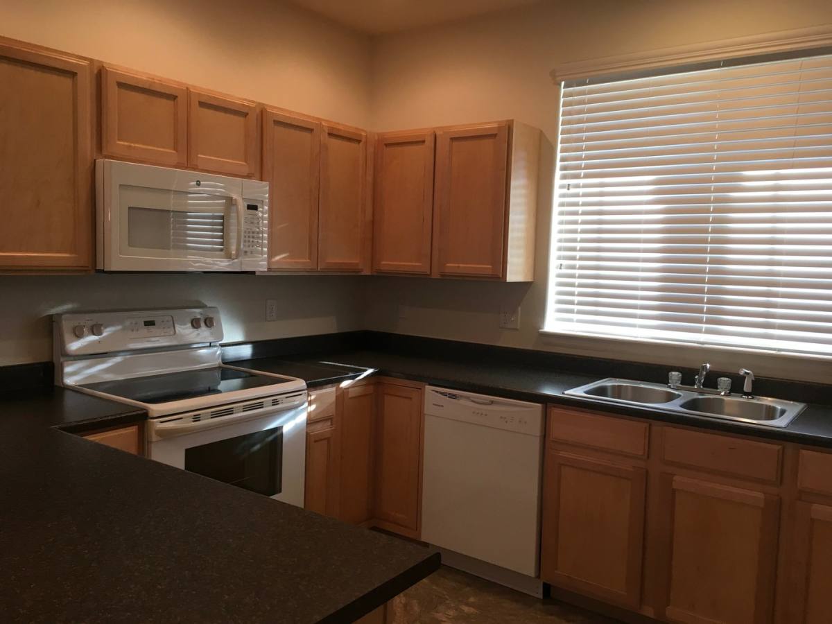 House for rent at 831 Lakebrook Court, Windsor, CO 80550