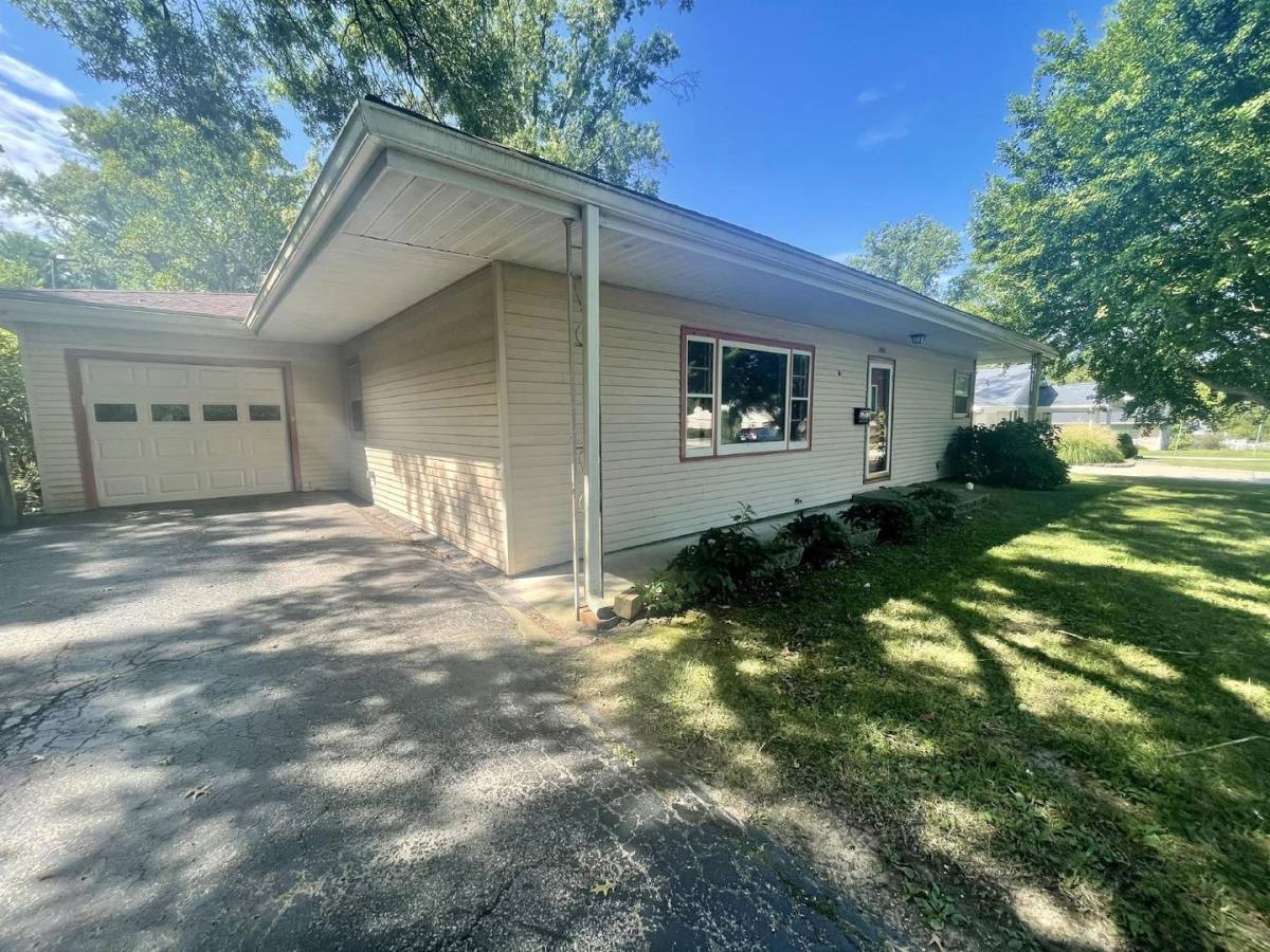 House for rent at 1822 E 2nd St, Bloomington, IN 47401