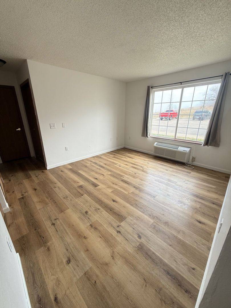 Apartment for rent at 208-220 Glenda Dr, Marshalltown, IA 50158