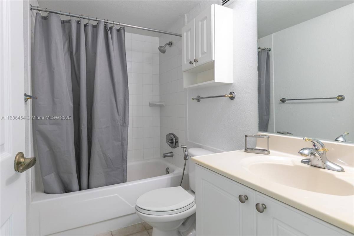 Condo for rent at 2501 S Ocean Dr #1008, Hollywood, FL 33019