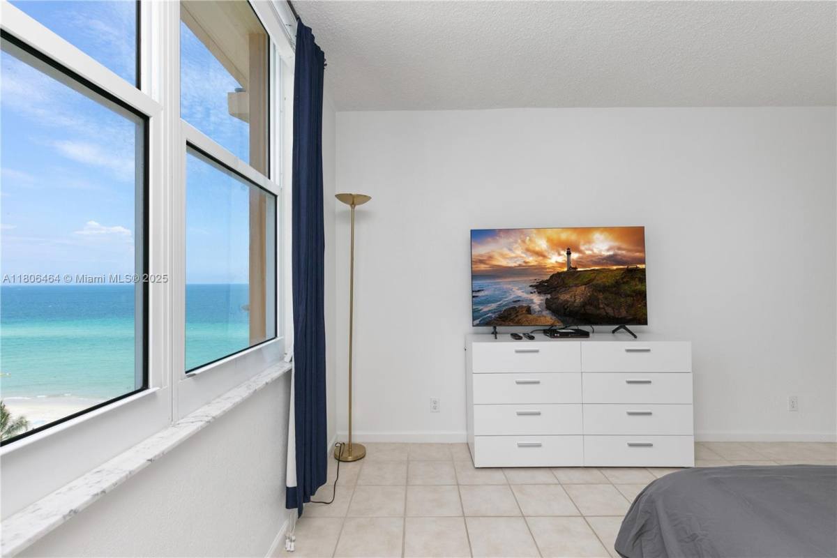 Condo for rent at 2501 S Ocean Dr #1008, Hollywood, FL 33019