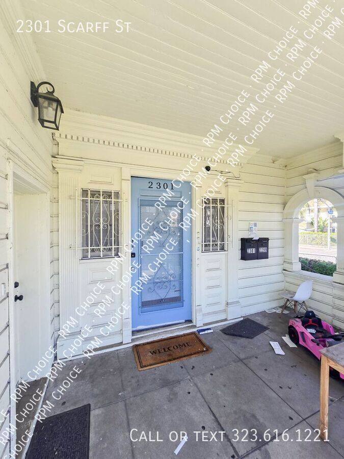 Apartment for rent at 2301 Scarff St, Los Angeles, CA 90007