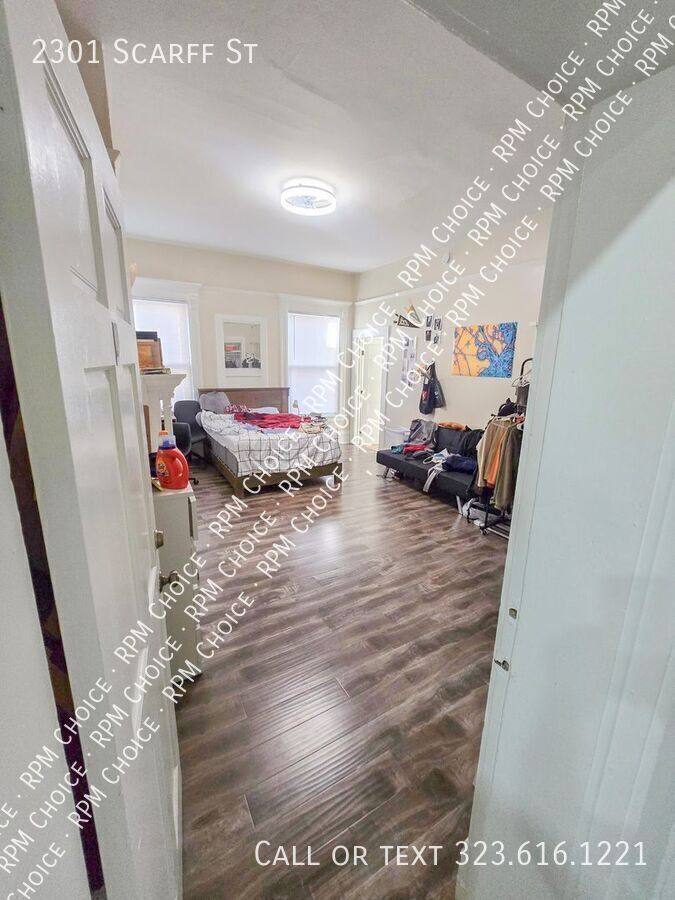 Apartment for rent at 2301 Scarff St, Los Angeles, CA 90007