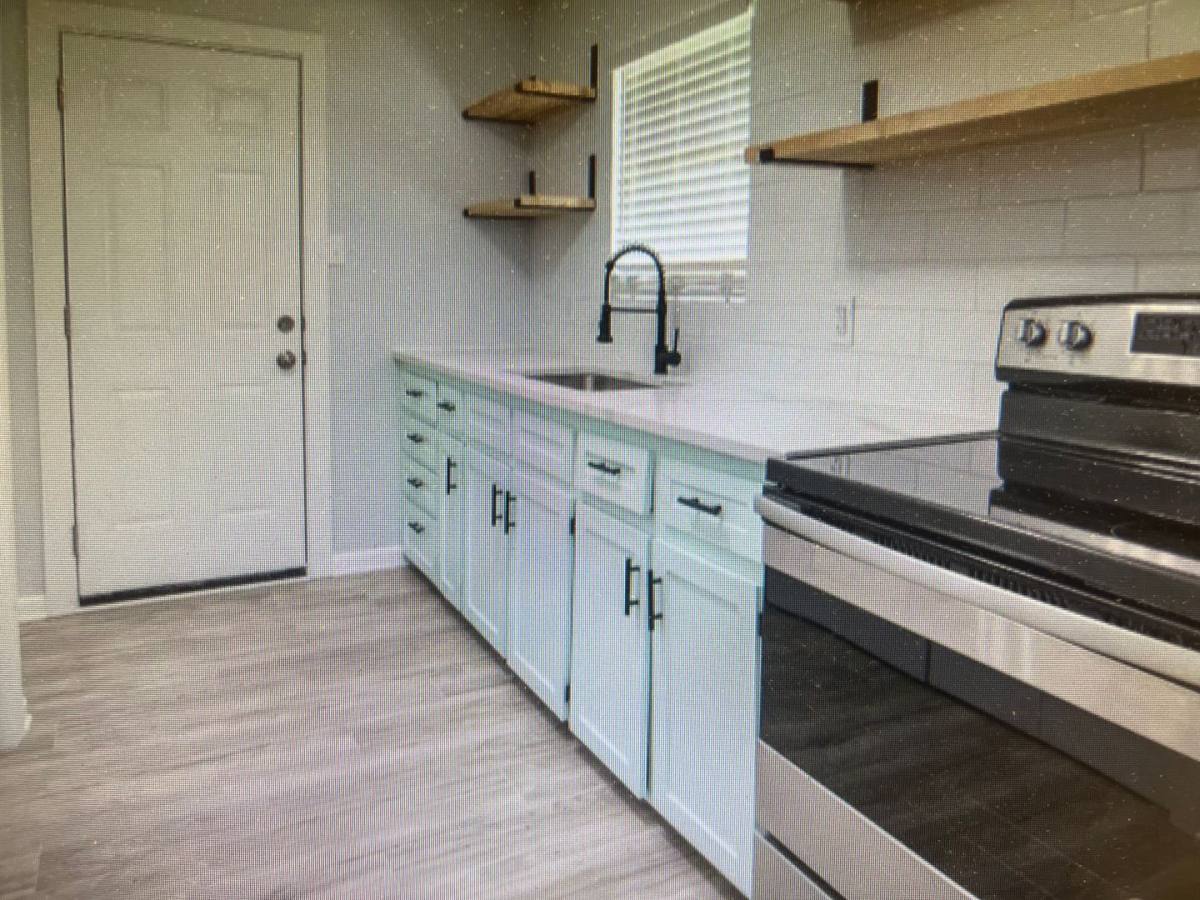 House for rent at 3225 Evergreen Dr, Granbury, TX 76048