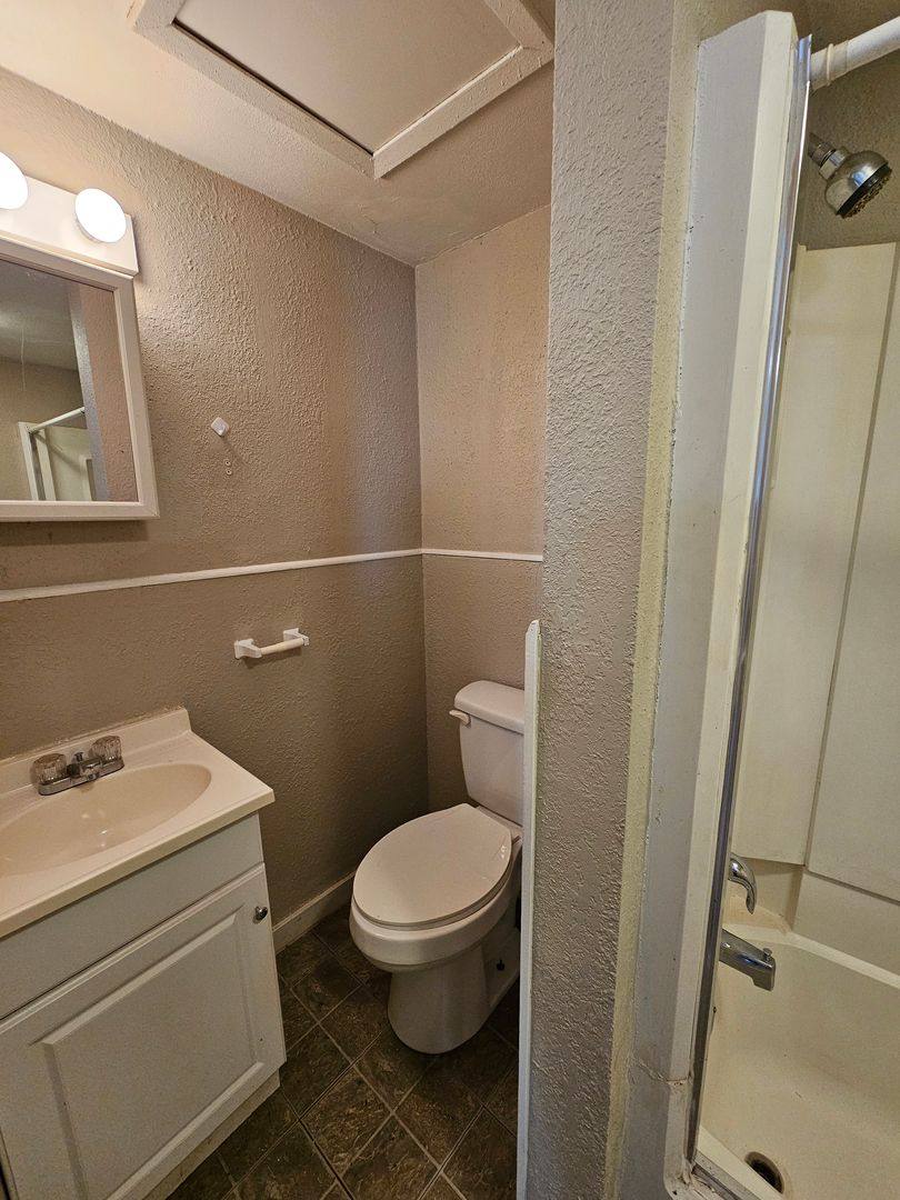 Apartment for rent at 208-210 13th Ave, Moline, IL 61265